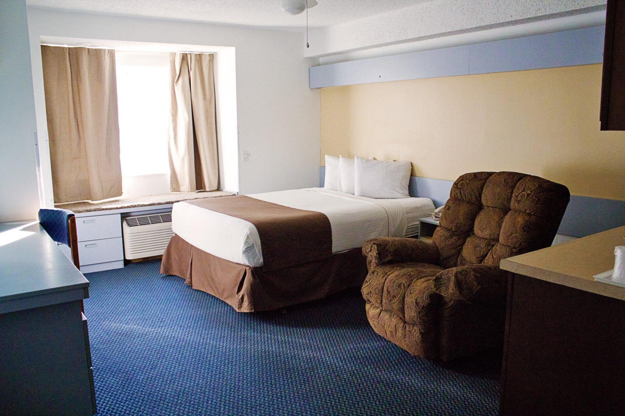 Quality Inn Mount Pleasant Extérieur photo